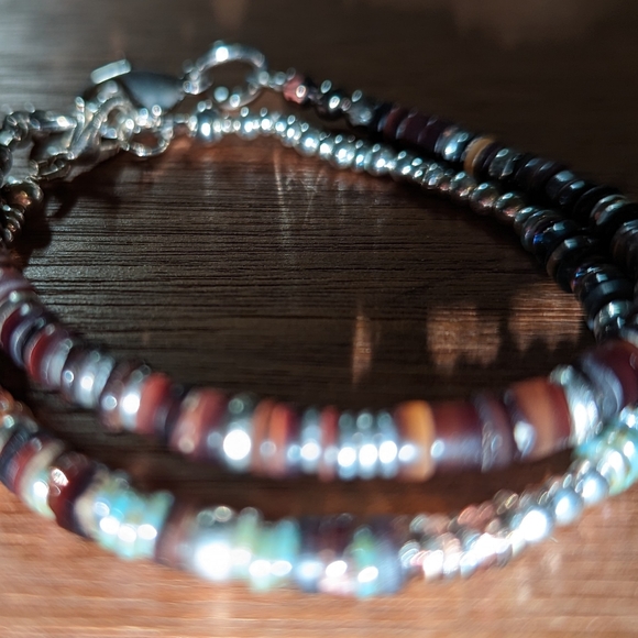 Handmade shell beaded bracelet - Picture 8 of 10